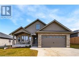 100 RONNIES WAY, mount forest, Ontario